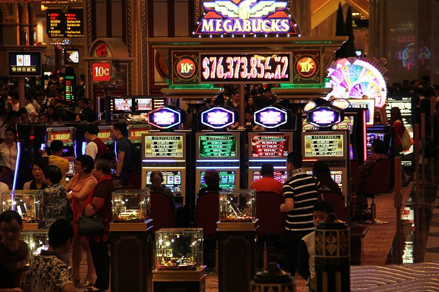 Slot